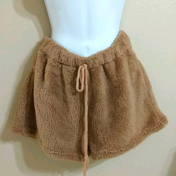 Hooded Teddy Lounge Set - Picture 8 of 8